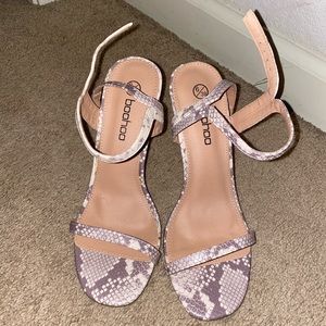 Boohoo wise width heels